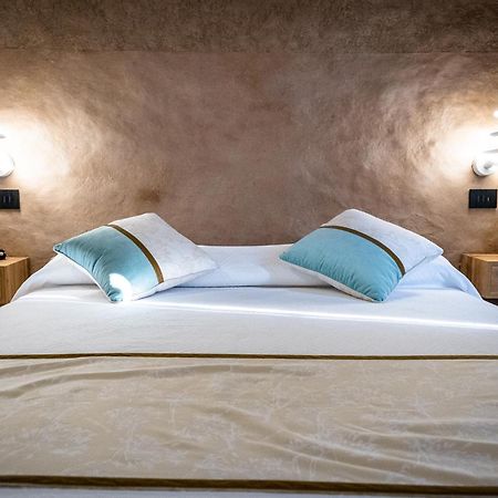 Luvia Rooms Spa Гоннеза Экстерьер фото