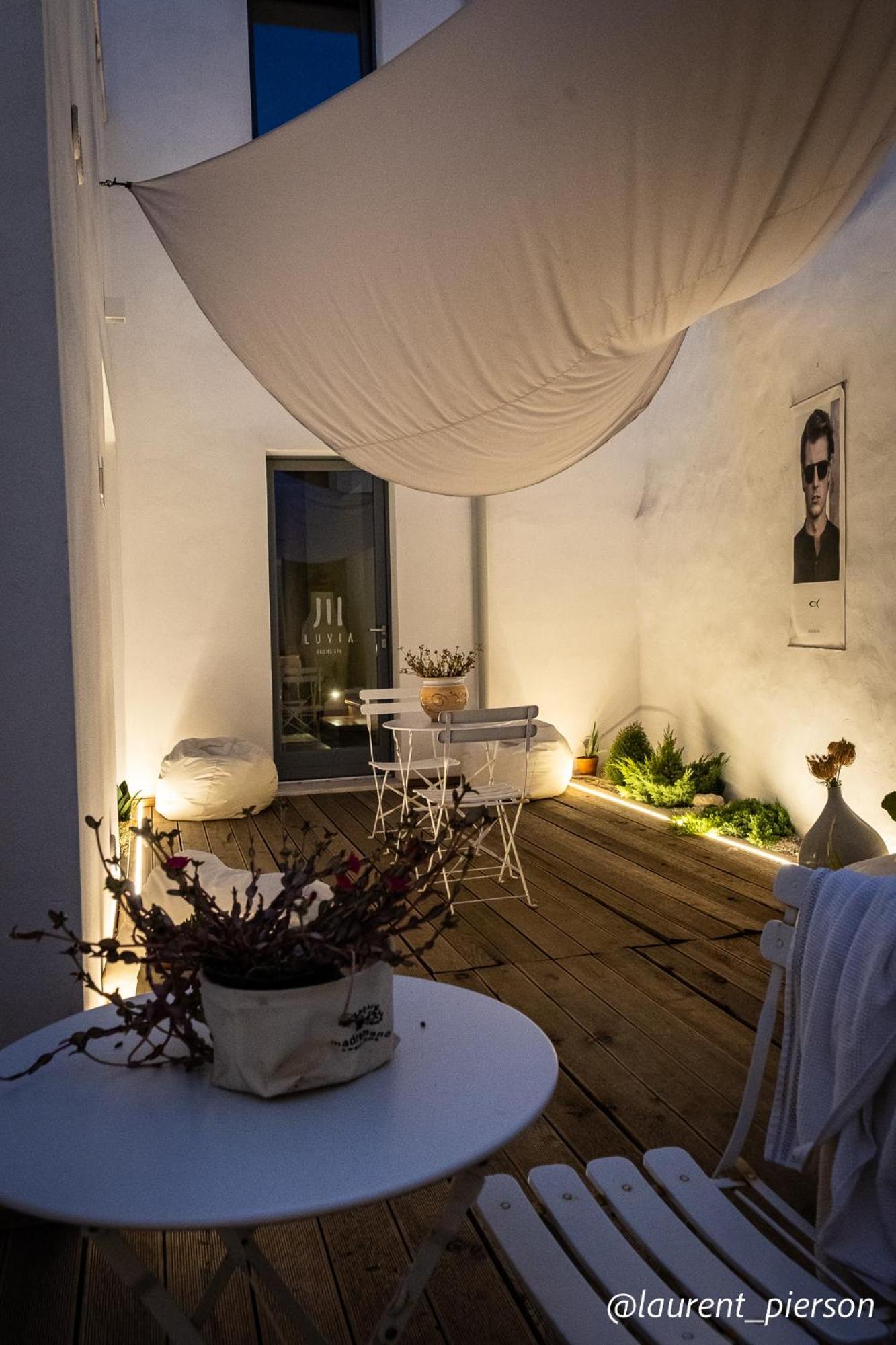 Luvia Rooms Spa Гоннеза Экстерьер фото