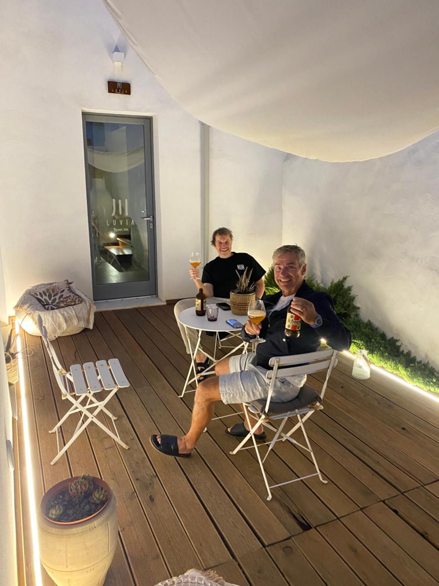Luvia Rooms Spa Гоннеза Экстерьер фото