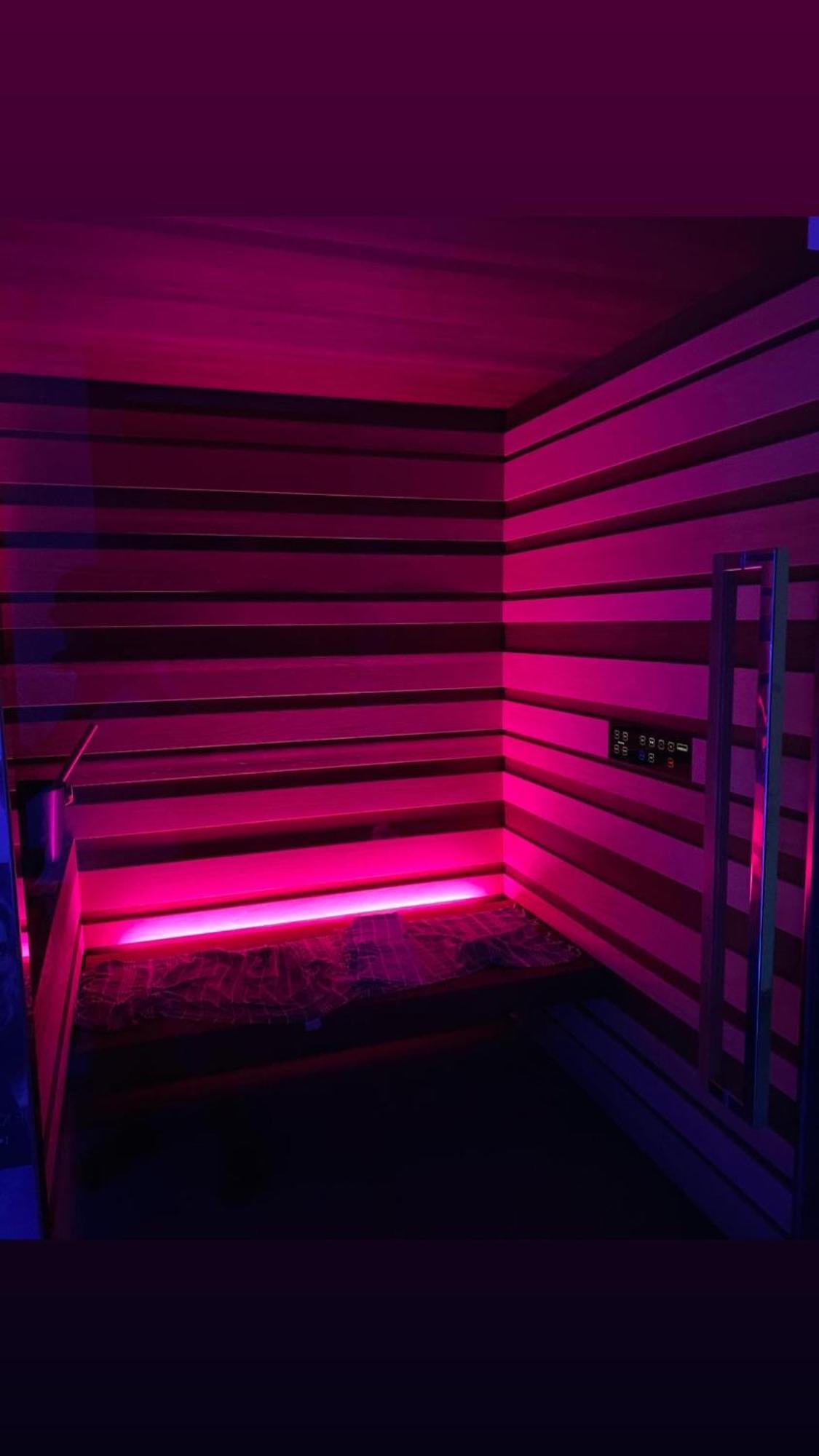 Luvia Rooms Spa Гоннеза Экстерьер фото
